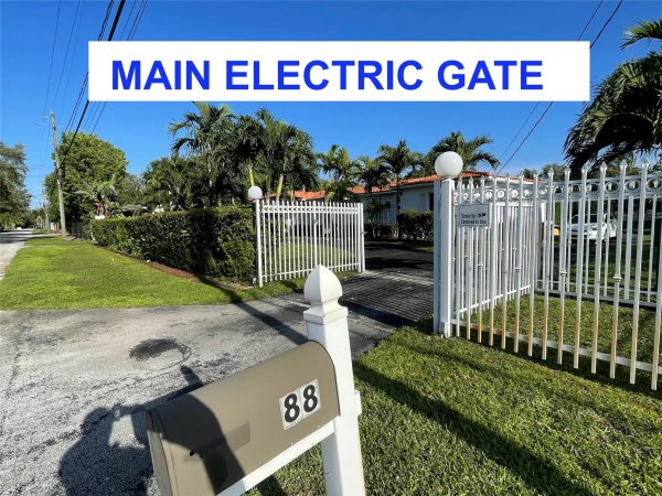 88 NE 154th North Miami Beach, FL 33162