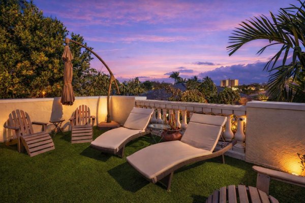 806 NE 16th Fort Lauderdale, FL 33304