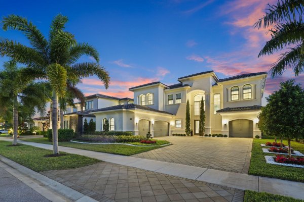 9276 Biaggio Rd Boca Raton, FL 33496