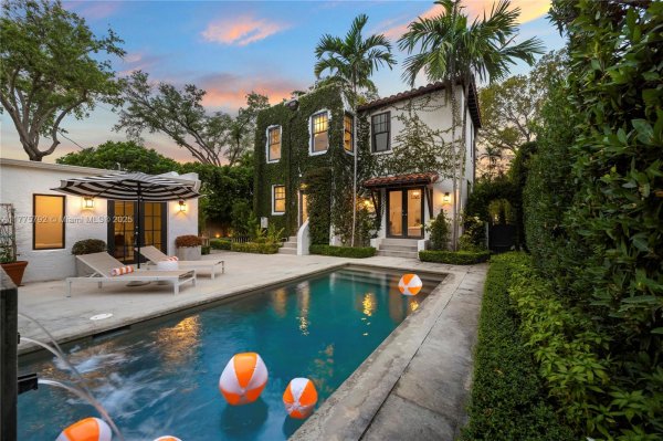 628 NE 59th St Miami, FL 33137