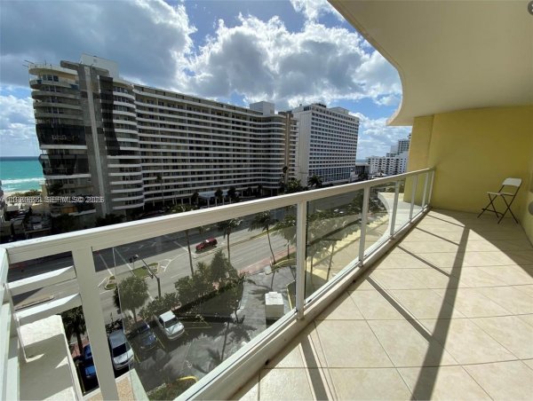 5600 Collins Ave #9Y Miami Beach, FL 33140