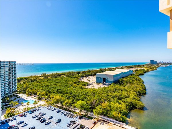 300 Bayview Dr #2115 Sunny Isles Beach, FL 33160