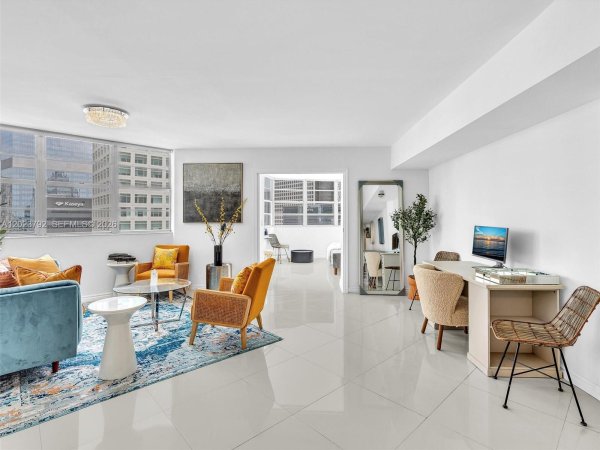 825 Brickell Bay Dr #2048 Miami, FL 33131