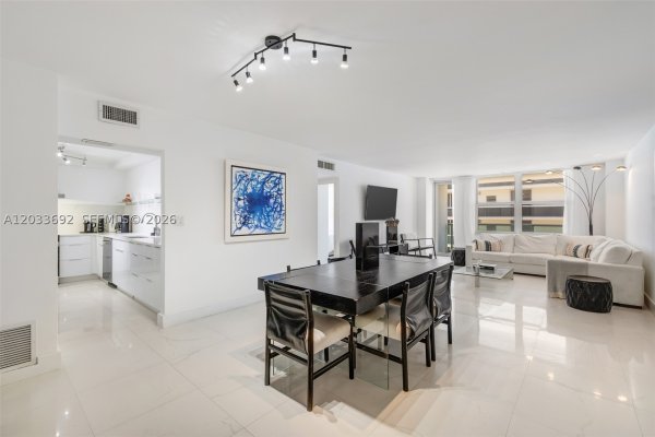 9511 Collins Ave #1211 Surfside, FL 33154