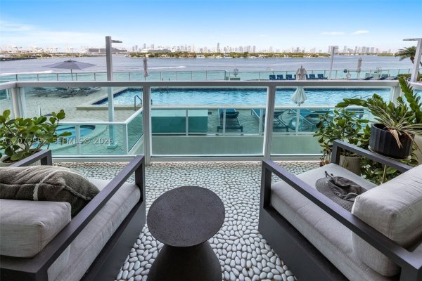 650 West Ave #709 Miami Beach, FL 33139
