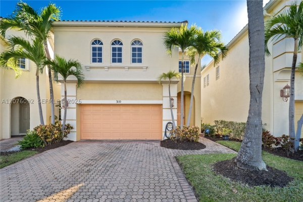 3110 NE 210th Ter Aventura, FL 33180