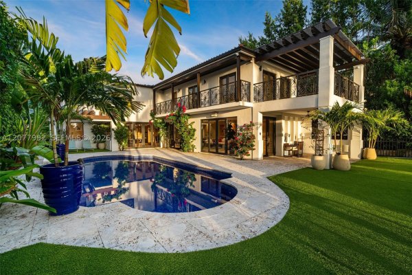 5170 La Gorce Dr Miami Beach, FL 33140