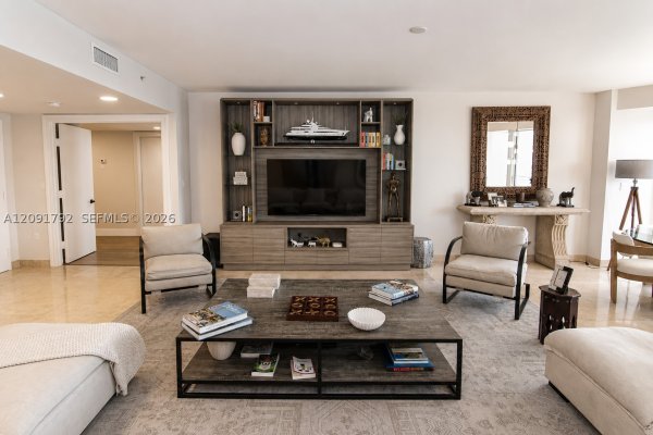 430 Grand Bay Dr #606 Key Biscayne, FL 33149