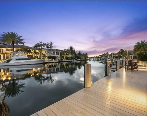 2600 NE 33rd Lighthouse Point, FL 33064