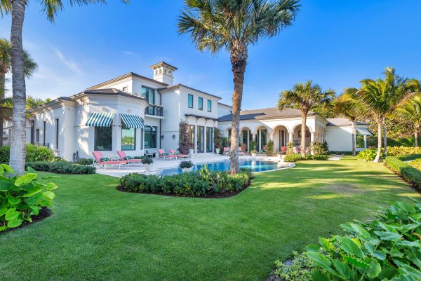 1520 Paslay Pl Manalapan, FL 33462