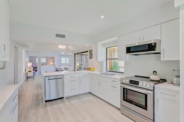 17053 Waterbend 231st Dr #231 Jupiter, FL 33477