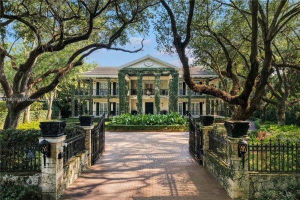612 Sunset Dr Coral Gables, FL 33143 612 Sunset Dr Coral Gables, FL 33143