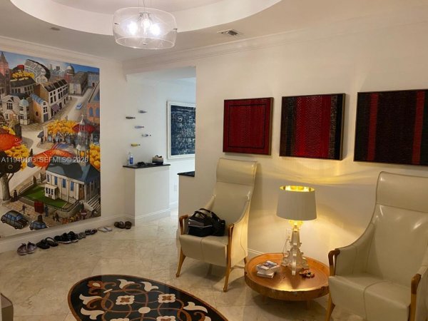 Undisclosed Address Key Biscayne, FL 33149