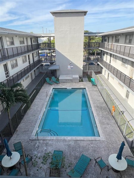 16215 NE 18th Ct #305 North Miami Beach, FL 33162