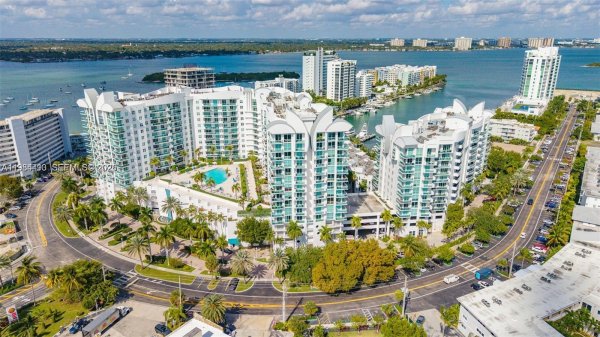 7910 Harbor Is Dr #1202 North Bay Village, FL 33141