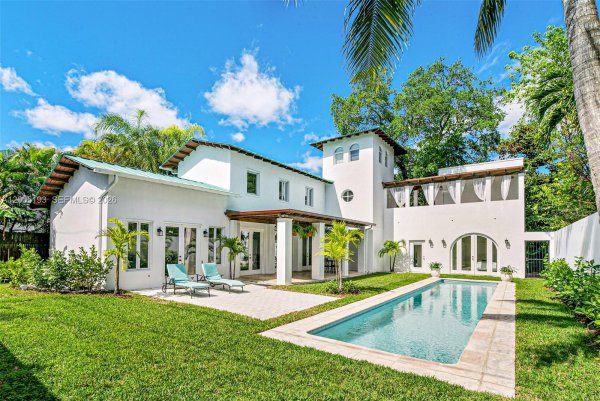 3930 Crawford Ave Miami, FL 33133