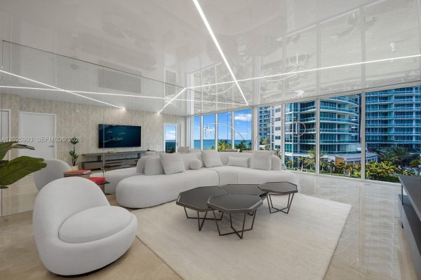 10275 Collins Ave #507 Bal Harbour, FL 33154