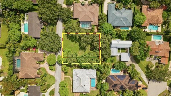 7940 SW 166th St Palmetto Bay, FL 33157