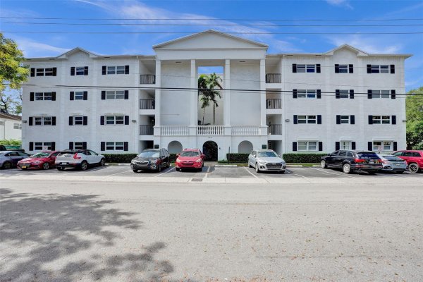 1212 SE 2nd #201 Fort Lauderdale, FL 33301