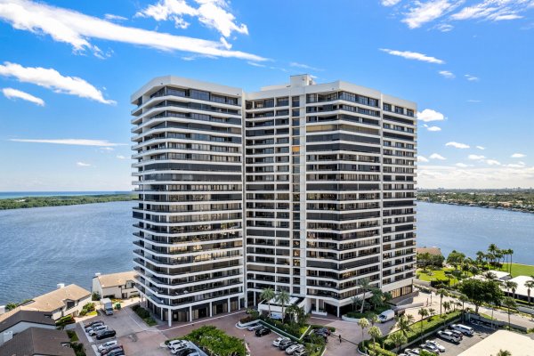 100 Lakeshore Dr #454 North Palm Beach, FL 33408