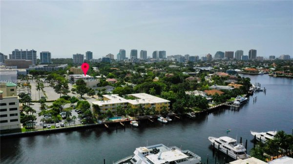 2340 NE 9th St #209 Fort Lauderdale, FL 33304 2340 NE 9th St #209 Fort Lauderdale, FL 33304