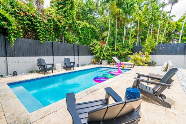 520 SW 22nd Rd Miami, FL 33129