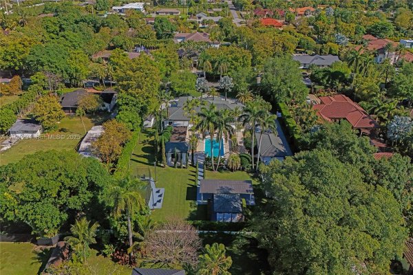 10400 SW 62nd St Miami, FL 33173