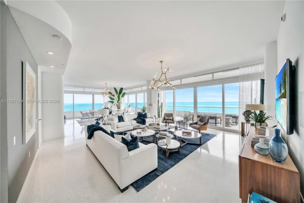 3315 Collins Ave #10A Miami Beach, FL 33140