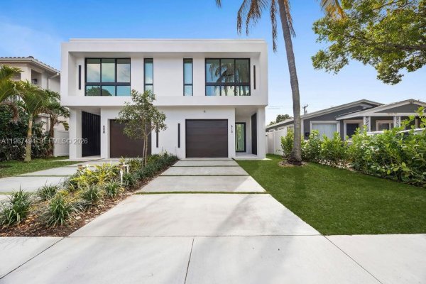 608 SW 16th Ct Fort Lauderdale, FL 33315