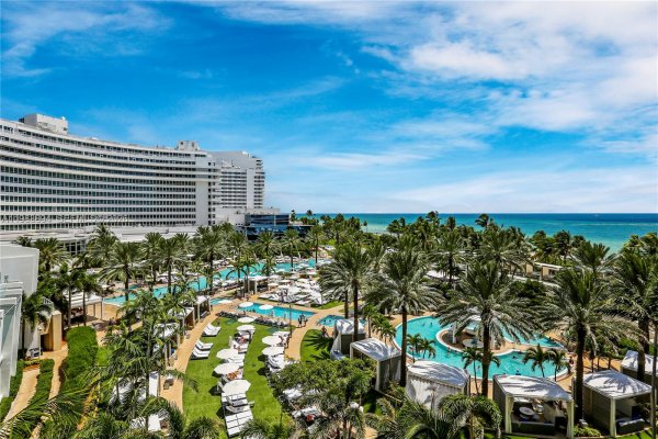 4391 Collins Ave #506/507 Miami Beach, FL 33140