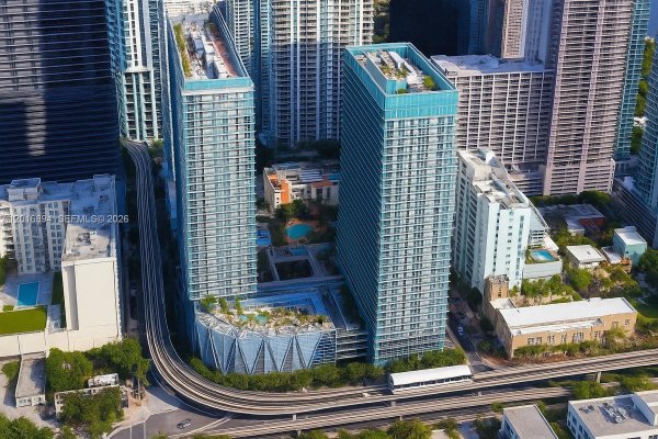 79 SW 12th St #2809-S Miami, FL 33130
