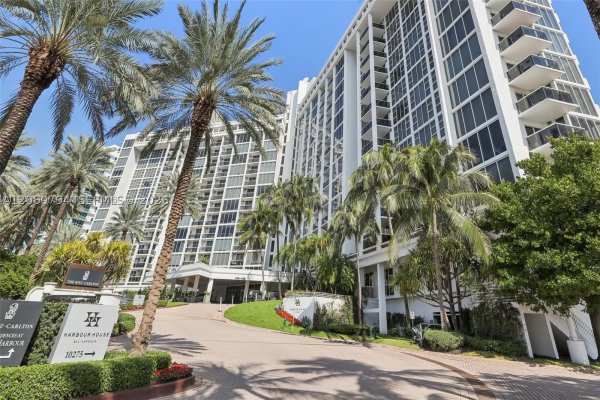 10275 Collins Ave #1106 Bal Harbour, FL 33154
