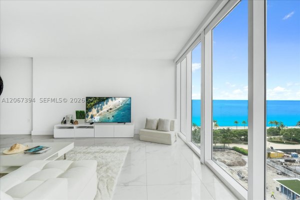 10275 Collins Ave #916 Bal Harbour, FL 33154
