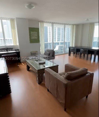 601 NE 23rd St #1505 Miami, FL 33137