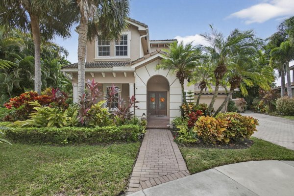 129 Via Bosque Jupiter, FL 33458