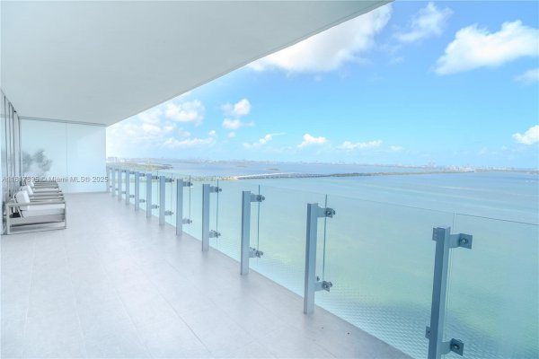 700 NE 26th Ter #2602 Miami, FL 33137