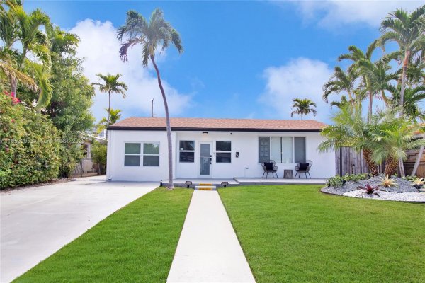 7517 Hispanola North Bay Village, FL 33141