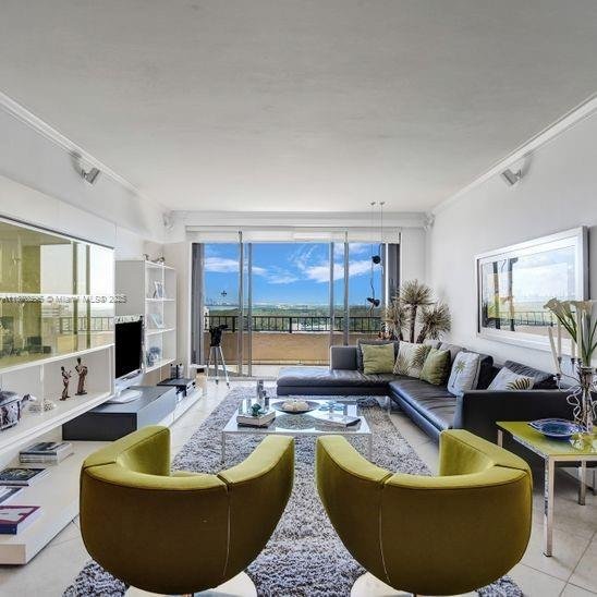 151 Crandon Blvd #1130 Key Biscayne, FL 33149