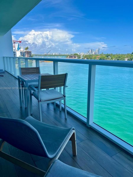 Undisclosed Address Bay Harbor Islands, FL 33154