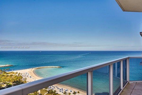 10225 Collins Ave #1703 Bal Harbour, FL 33154