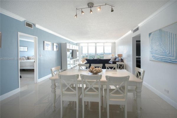 5601 Collins Ave #1420 Miami Beach, FL 33140