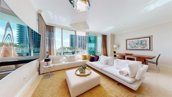 10295 Collins Ave #205 Bal Harbour, FL 33154
