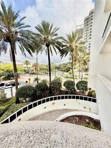 9595 Collins Ave #N2-G Surfside, FL 33154