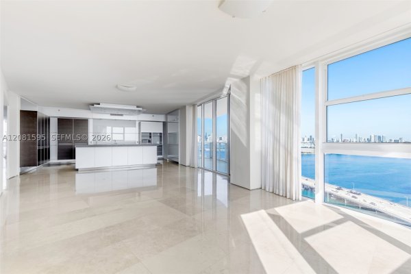 400 Alton Rd #2101 Miami Beach, FL 33139