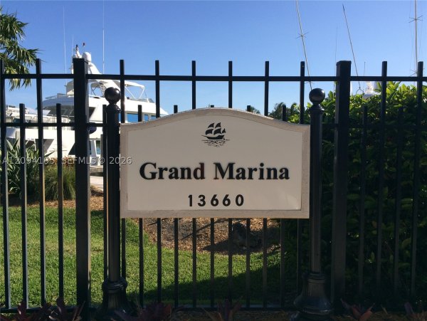 13660 Deering Bay Dr, #19 Coral Gables, FL 33158