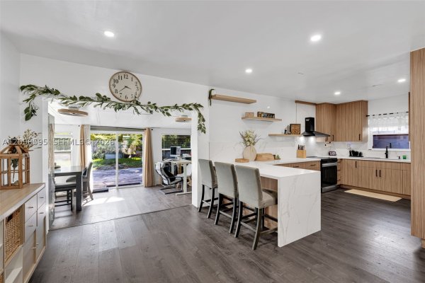 441 E Evanston Cir Fort Lauderdale, FL 33312
