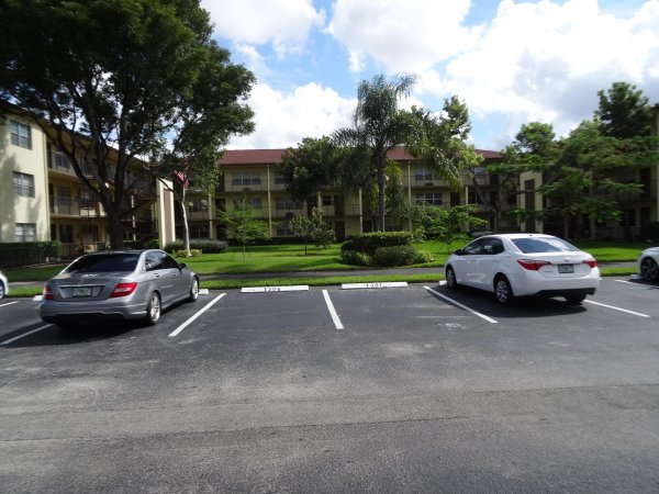 151 SW 135th #303t Pembroke Pines, FL 33027