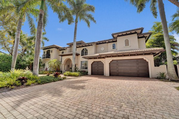 1212 E Lake Fort Lauderdale, FL 33316
