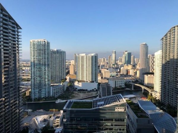 45 SW 9th St #3509 Miami, FL 33130