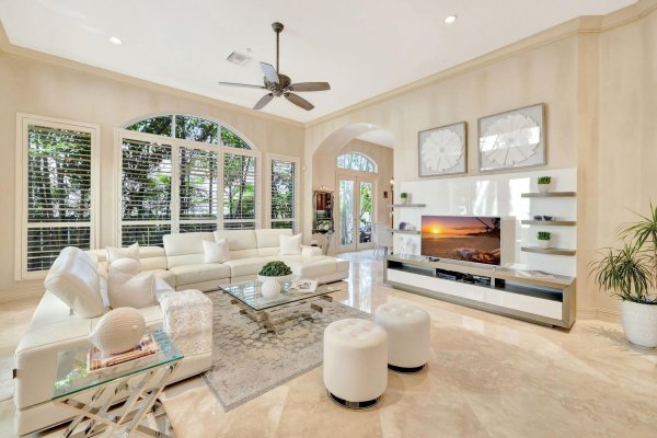 3628 S Ocean Blvd Highland Beach, FL 33487